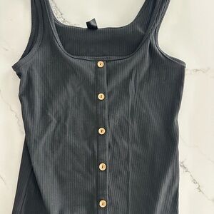 SHEIN Black Ribbed Button Tank Top